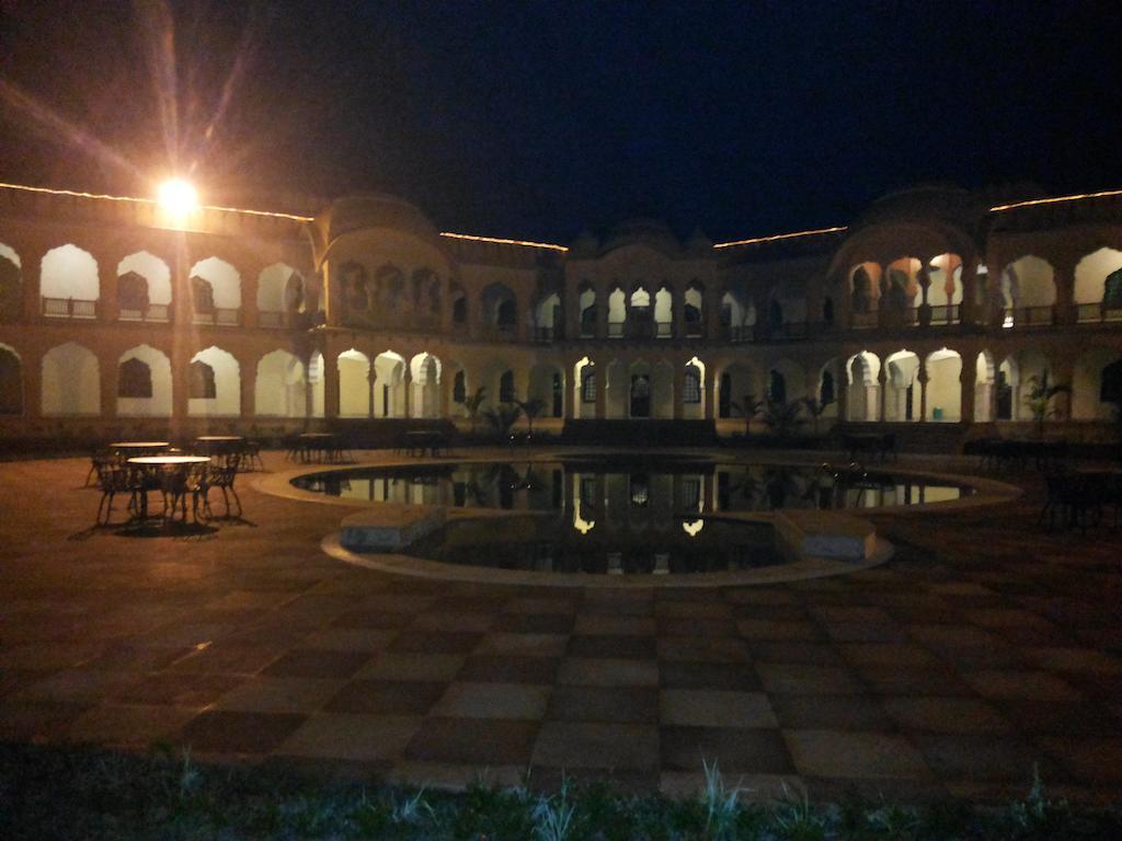 V Resorts Rajmahal Orchha Dış mekan fotoğraf