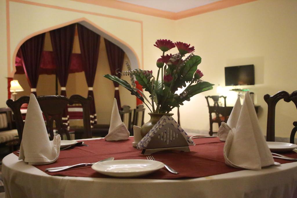 V Resorts Rajmahal Orchha Dış mekan fotoğraf