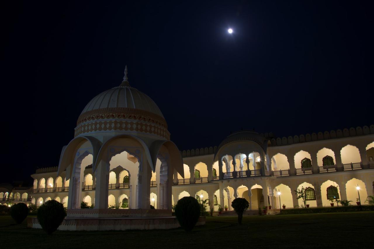 V Resorts Rajmahal Orchha Dış mekan fotoğraf